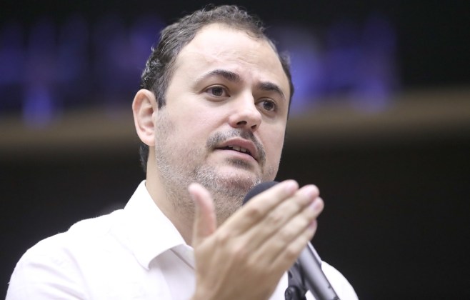 Após decidir entrar em greve de fome, Glauber Braga diz que vai fazer disputa política até o limite