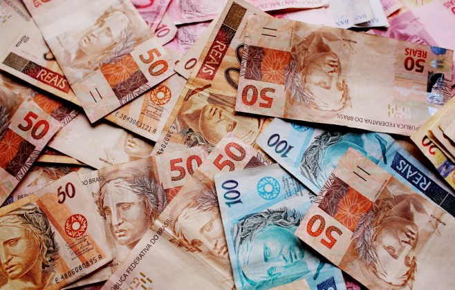 Arrecadação federal soma R$ 216 bilhões em setembro e alcança melhor resultado dos últimos 25 anos