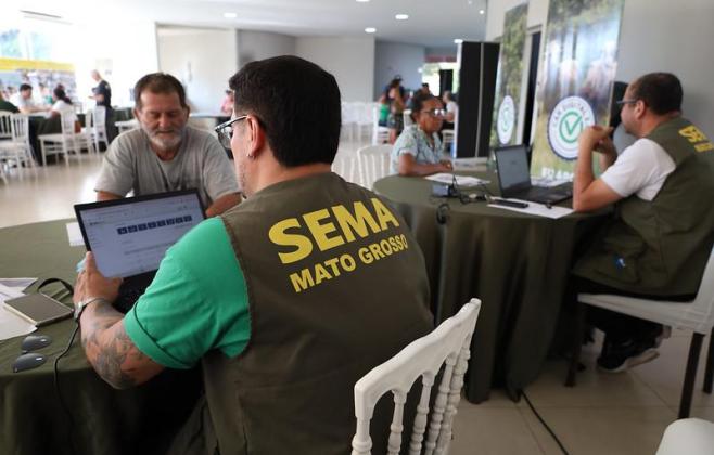 Governo de MT busca ampliar regularização ambiental no campo