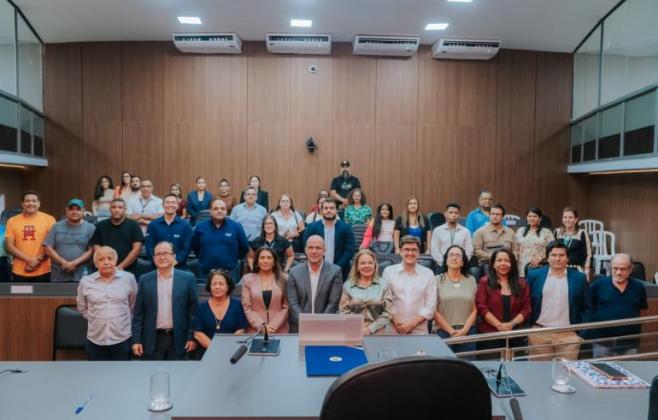 Audiência pública debate revisão do contrato de água e esgoto em Cuiabá