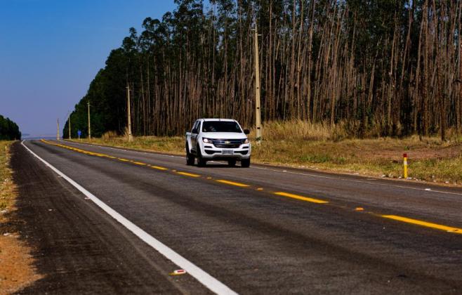 Governo licita R$ 410,2 milhões em obras de infraestrutura em 13 cidades