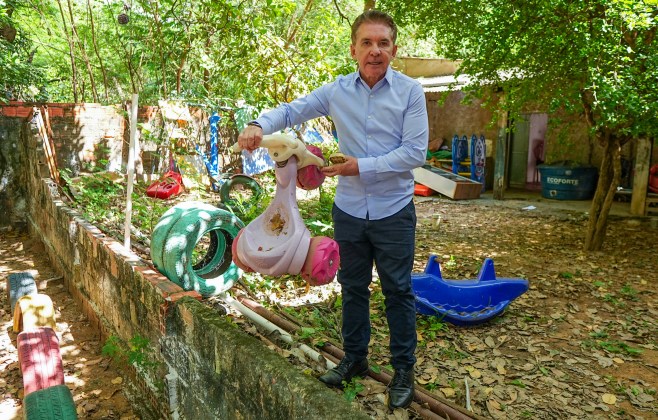 Sérgio Ricardo fiscaliza creche insalubre em Cuiabá e determina investigação