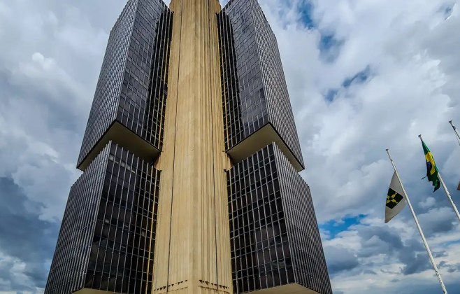 Mercado projeta inflação de 4,92% em 2026