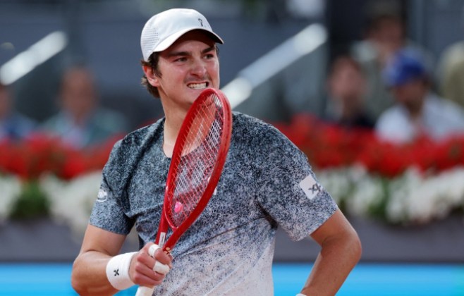 João Fonseca derrota Casper Ruud e está nas quartas de final de Roland Garros