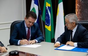 TCE-MT e TRT firmam parceria para ampliar capacitação e fortalecer gestão pública