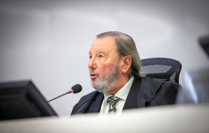 TCE-MT suspende sorteio de carros custeado com recursos previstos para obras da Saúde em Rondonópolis