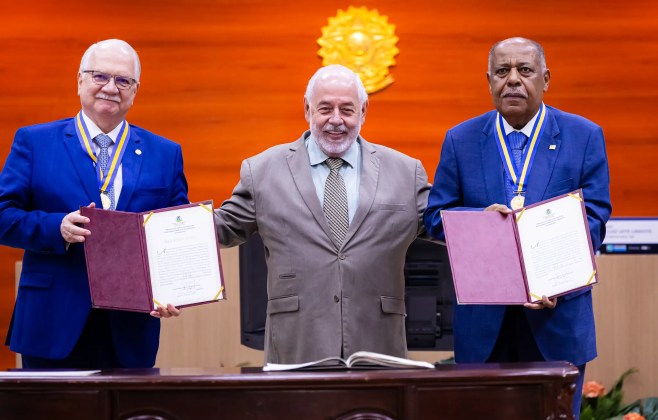 Judiciário de MT concede honraria aos ministros Luiz Edson Fachin e Benedito Gonçalves