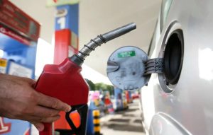 Subsídios à gasolina e ao diesel são ampliados após alta do petróleo