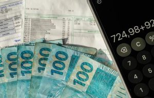 Arrecadação federal ultrapassa R$ 2 trilhões em oito meses