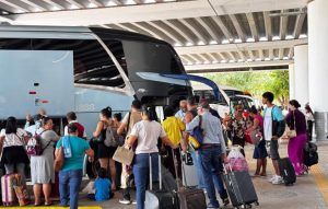 Feriado de Nossa Senhora Aparecida deve levar 20 mil passageiros ao terminal rodoviário de Cuiabá